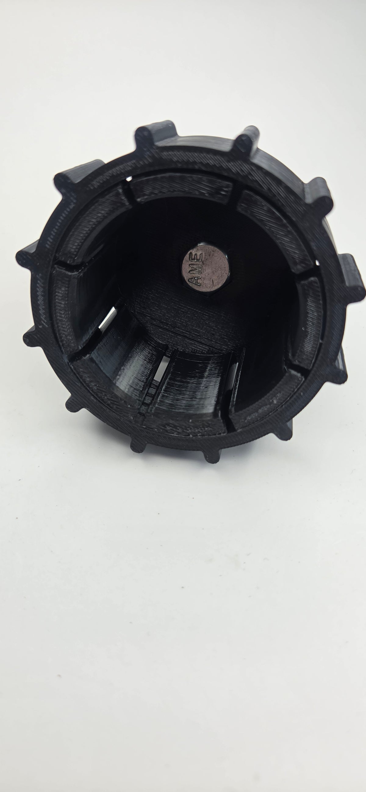 Axle Spinner - Polish your axle with ease!